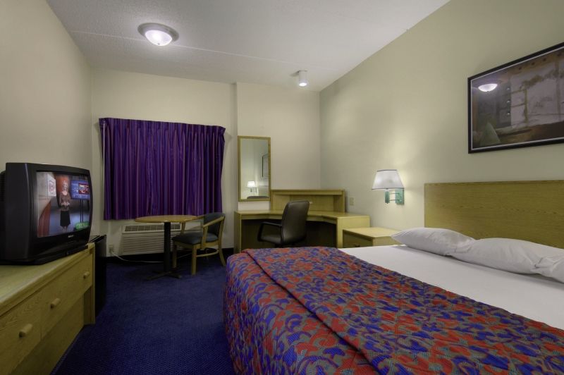 Red Roof Inn Plus+ Austin South Bilik gambar